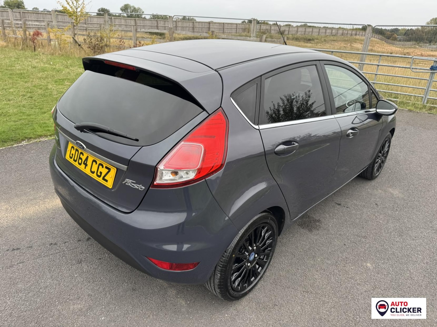 Used Ford Fiesta 2015 for sale - 76255516: Photo 25