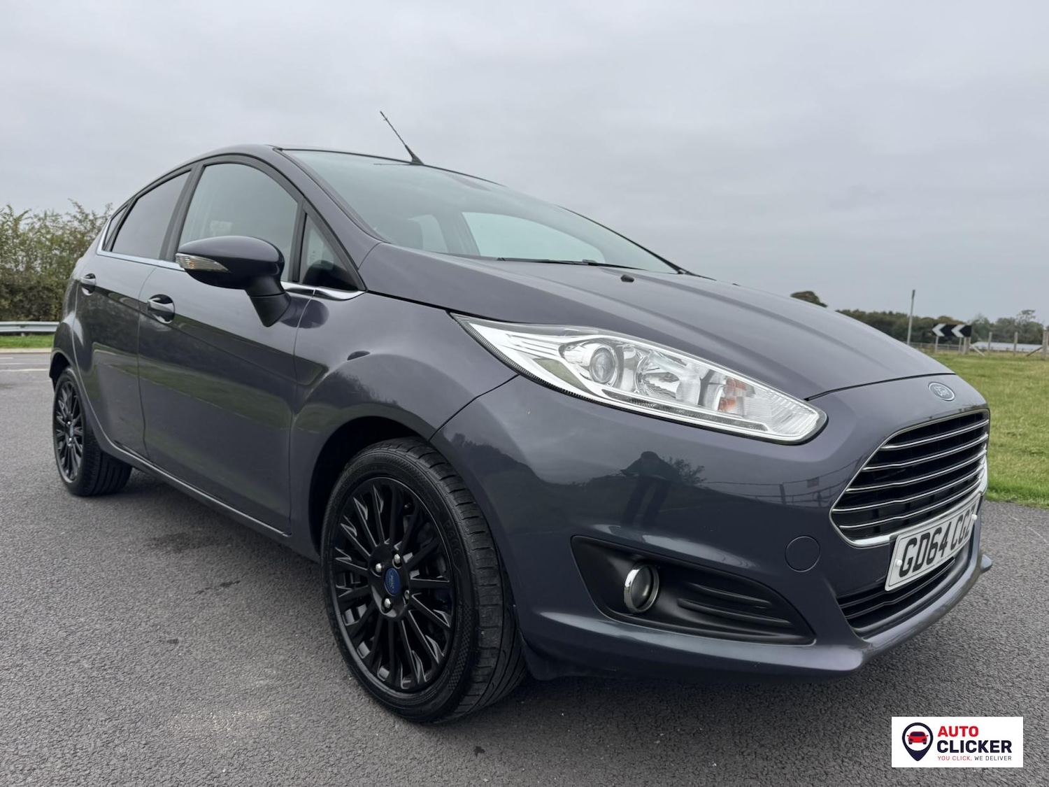 Used Ford Fiesta 2015 for sale - 76255516: Photo 3