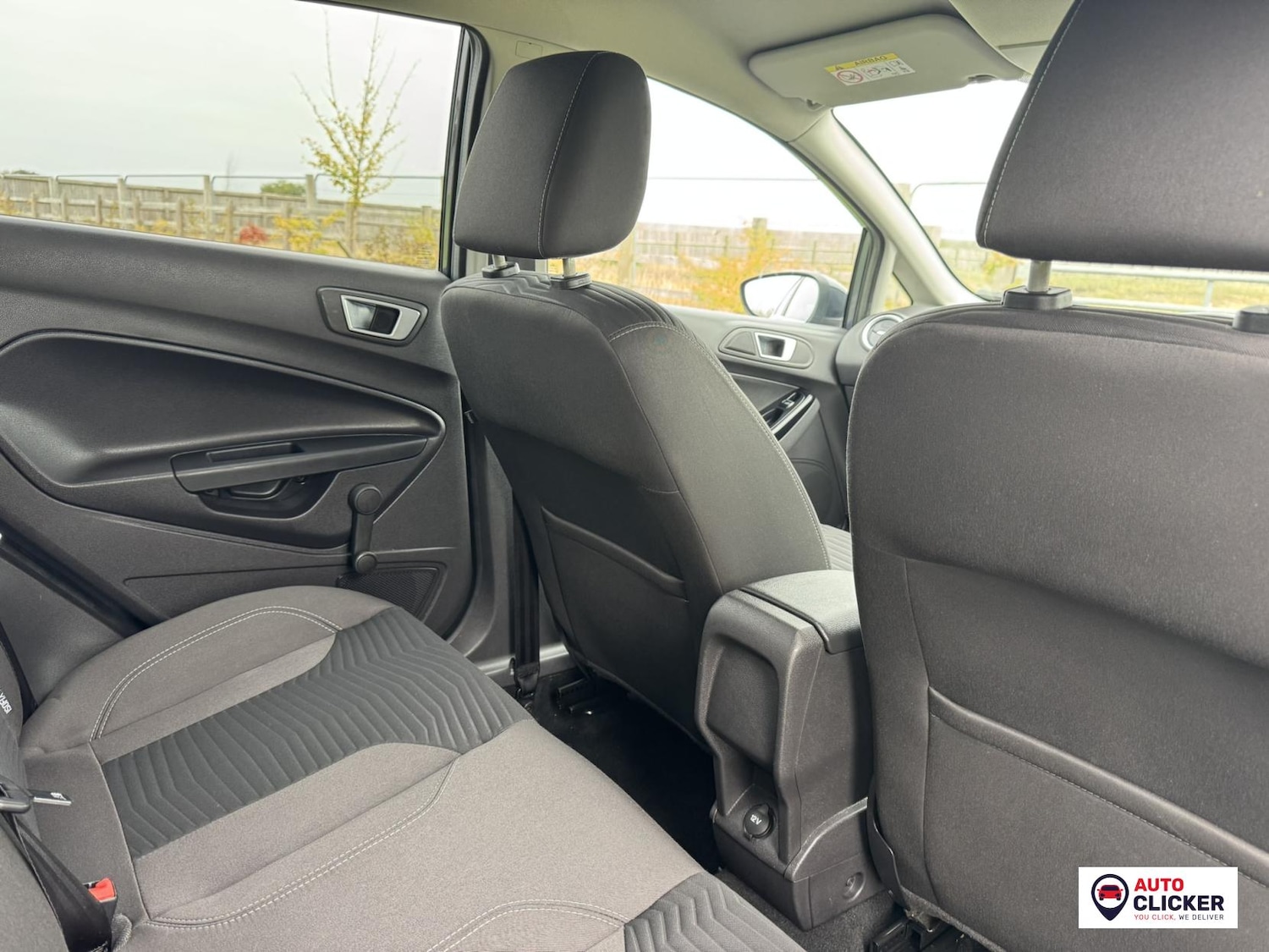 Used Ford Fiesta 2015 for sale - 76255516: Photo 34