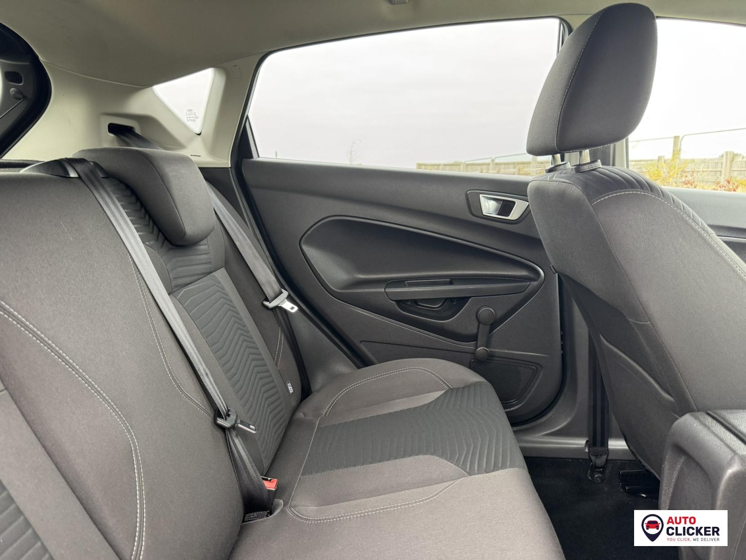 Used Ford Fiesta 2015 for sale - 76255516: Photo 35