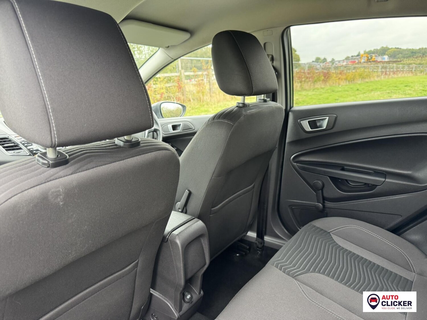 Used Ford Fiesta 2015 for sale - 76255516: Photo 38