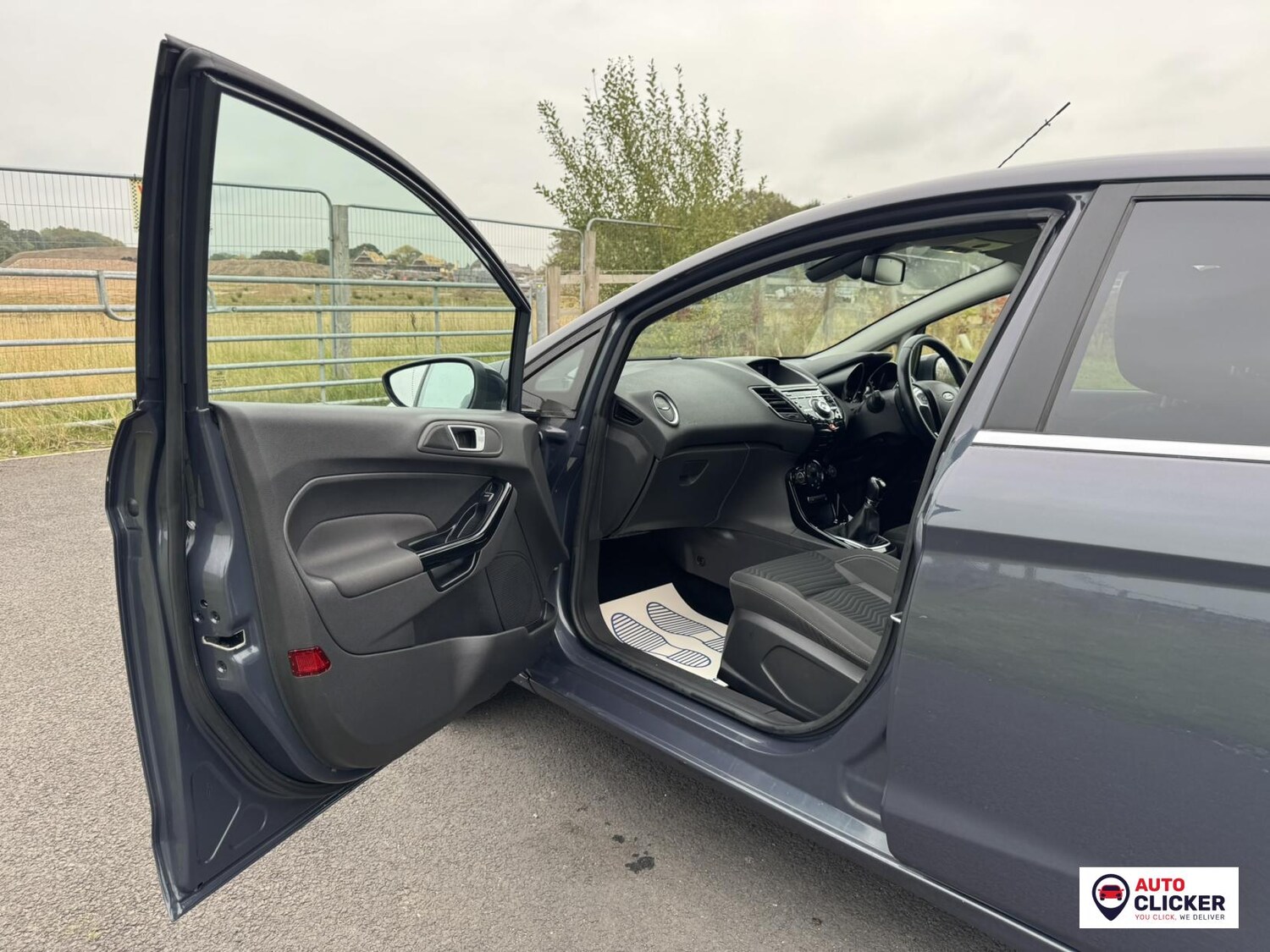 Used Ford Fiesta 2015 for sale - 76255516: Photo 40