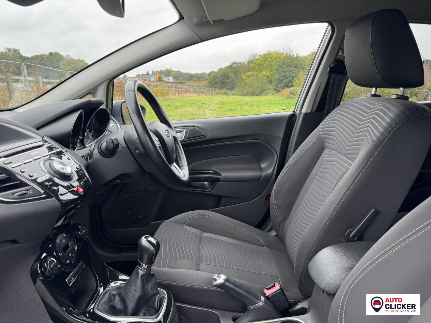 Used Ford Fiesta 2015 for sale - 76255516: Photo 42