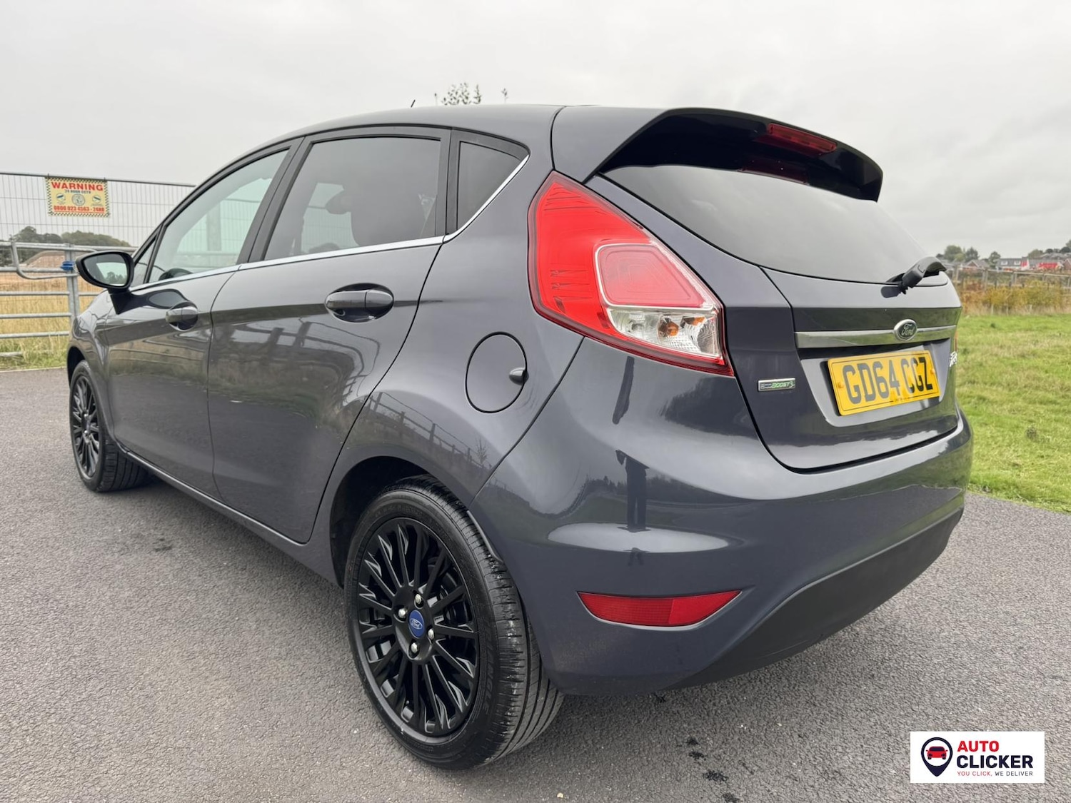 Used Ford Fiesta 2015 for sale - 76255516: Photo 9