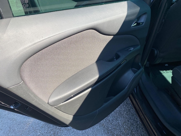Used Vauxhall Zafira Tourer 2015 for sale - 74631448: Photo 11