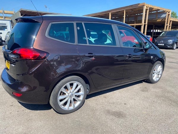Used Vauxhall Zafira Tourer 2015 for sale - 74631448: Photo 2