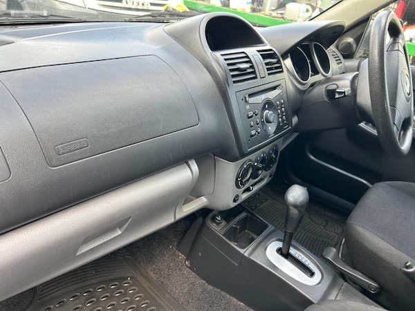 Used Suzuki Ignis 2005 for sale - 74654479: Photo 2