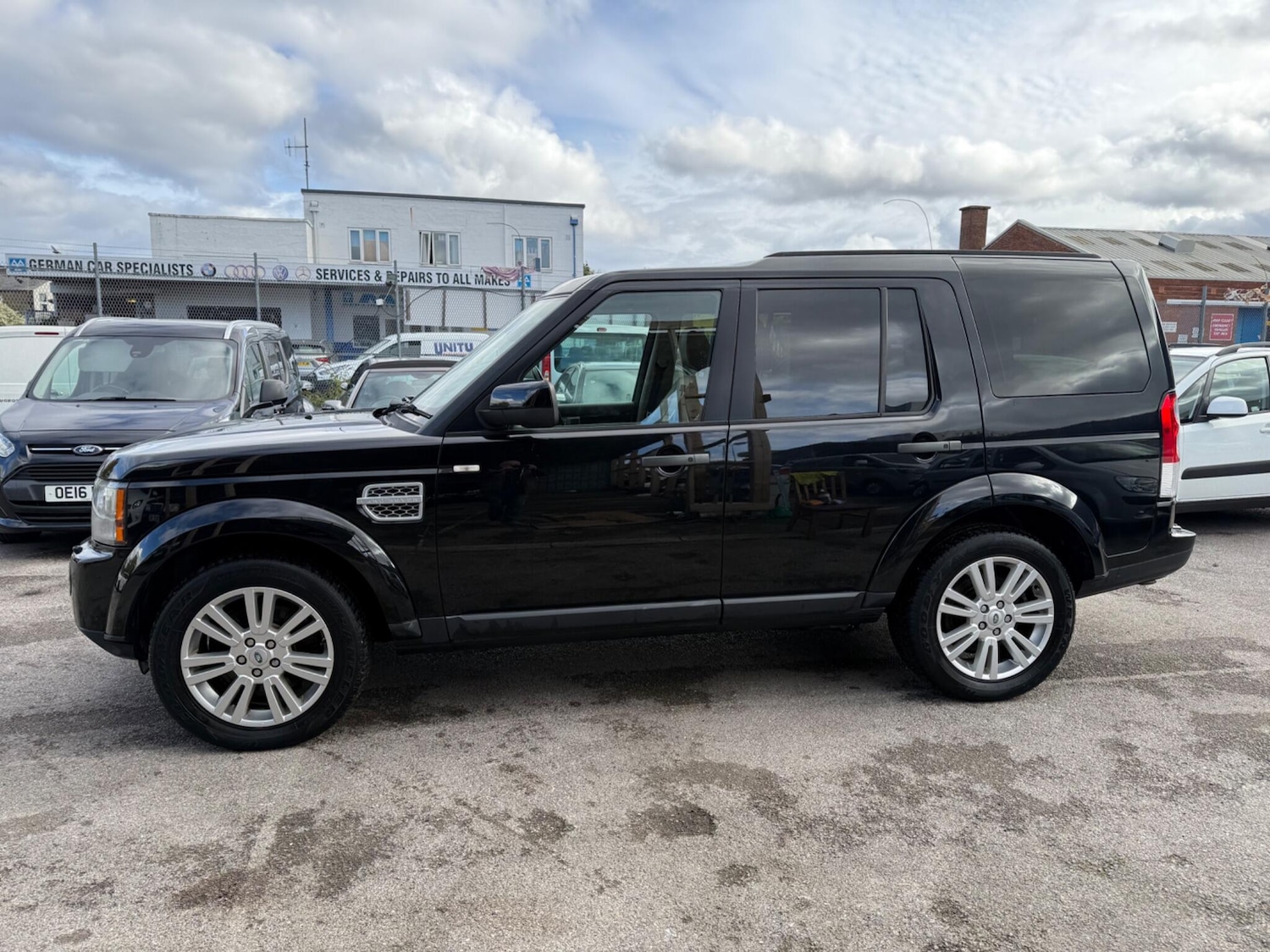 Used Land Rover Discovery 4 2011 for sale - 75719859: Photo 5