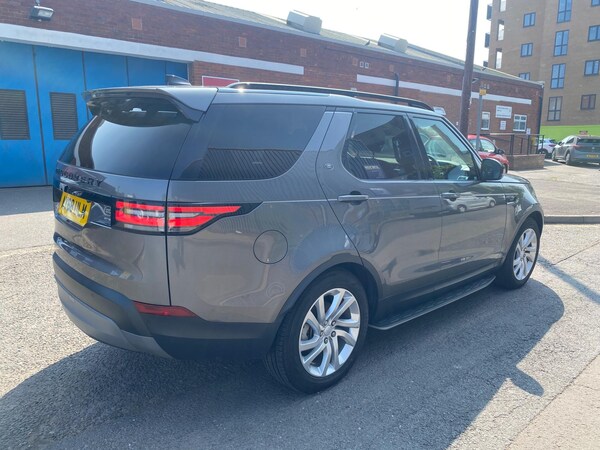 Used Land Rover Discovery 2018 for sale - 74632147: Photo 6