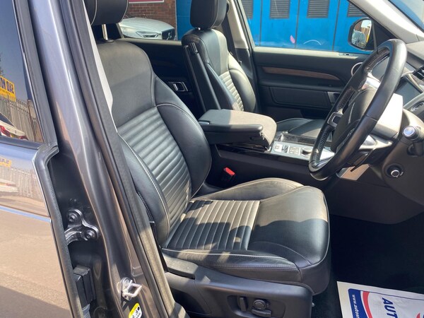 Used Land Rover Discovery 2018 for sale - 74632147: Photo 9