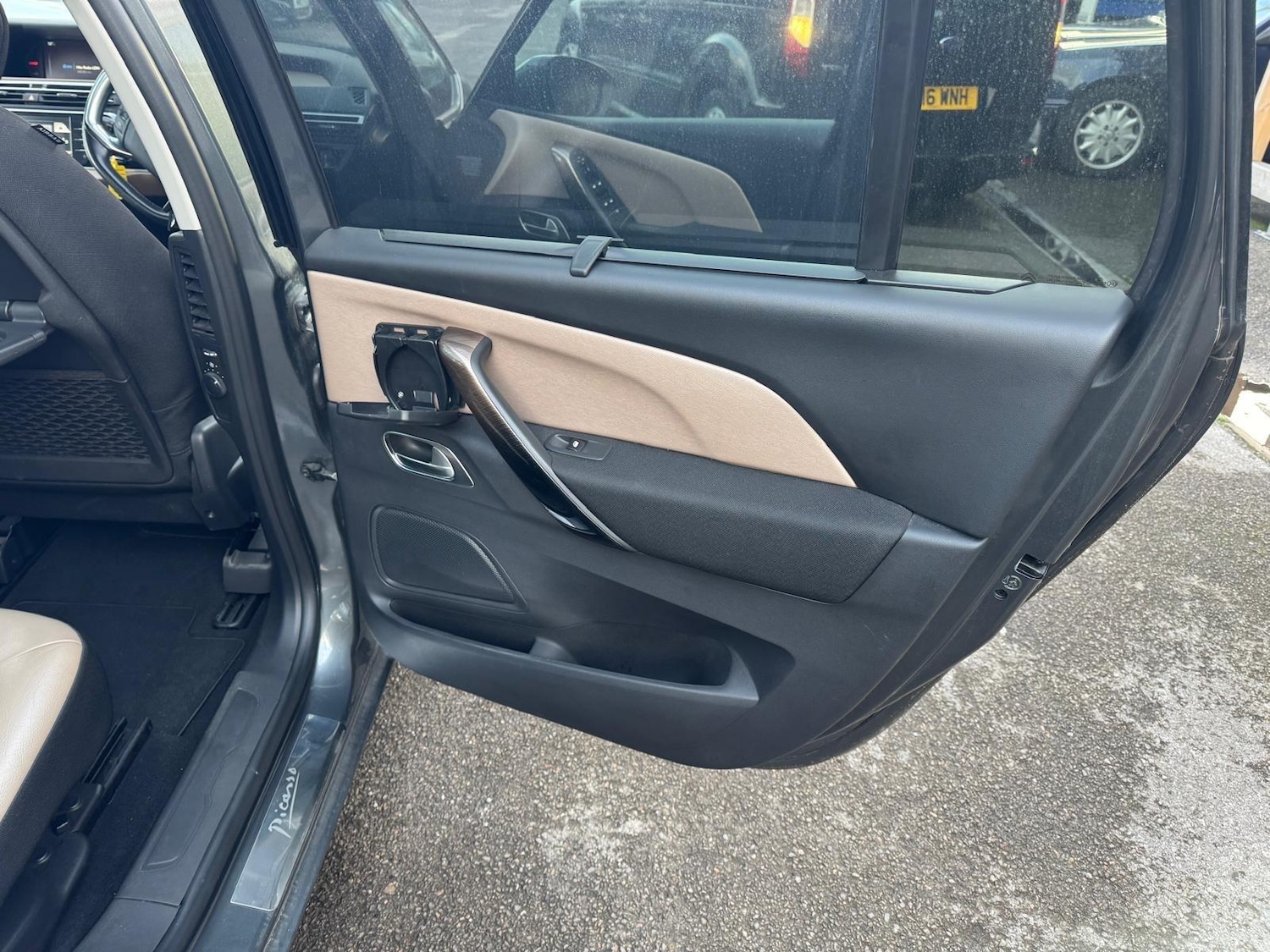 Used Citroen Grand C4 Picasso 2015 for sale - 77625140: Photo 21