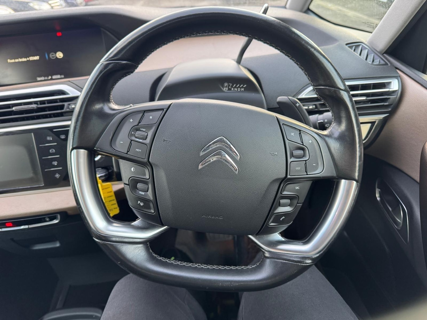 Used Citroen Grand C4 Picasso 2015 for sale - 77625140: Photo 24