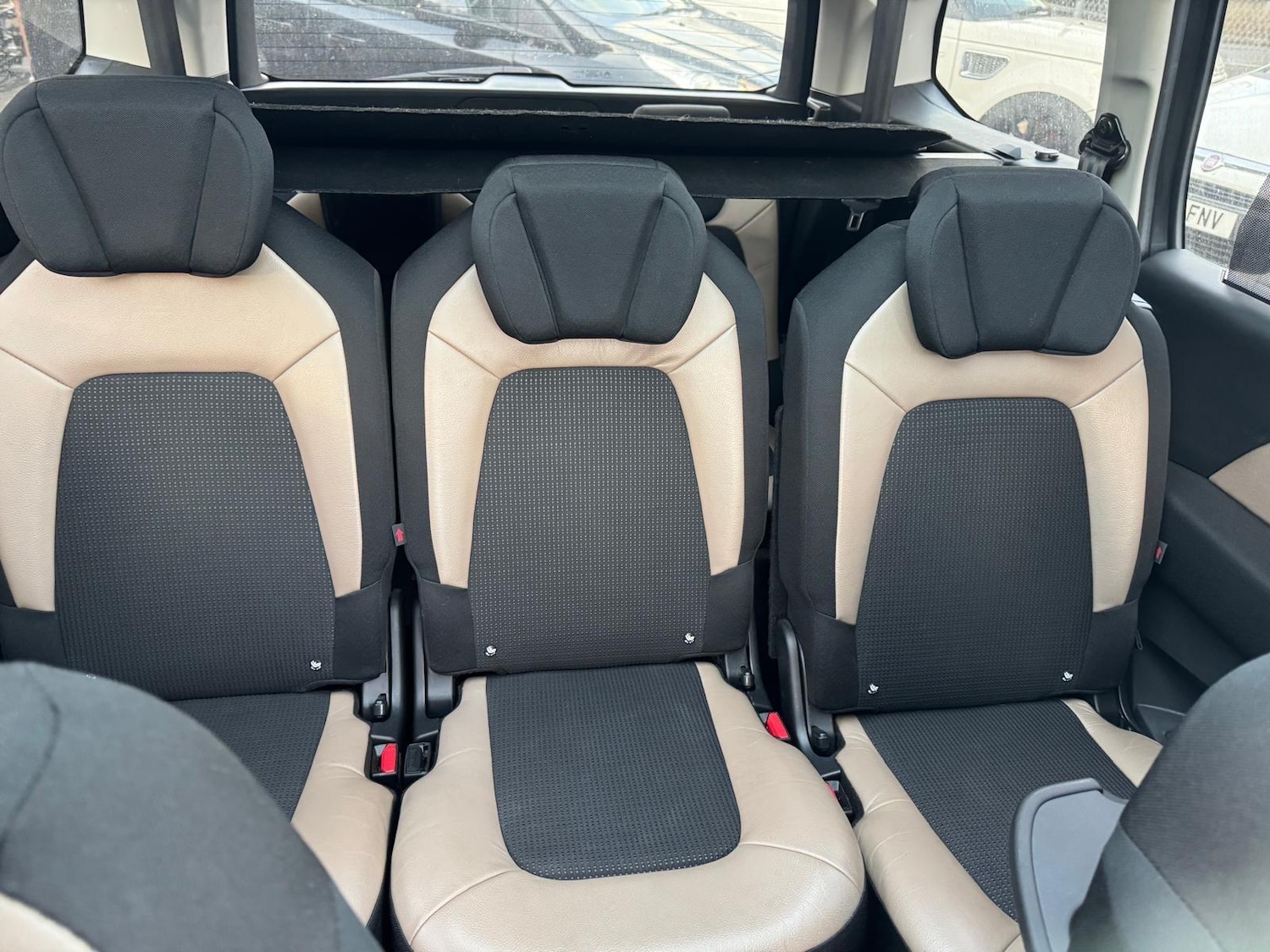 Used Citroen Grand C4 Picasso 2015 for sale - 77625140: Photo 25