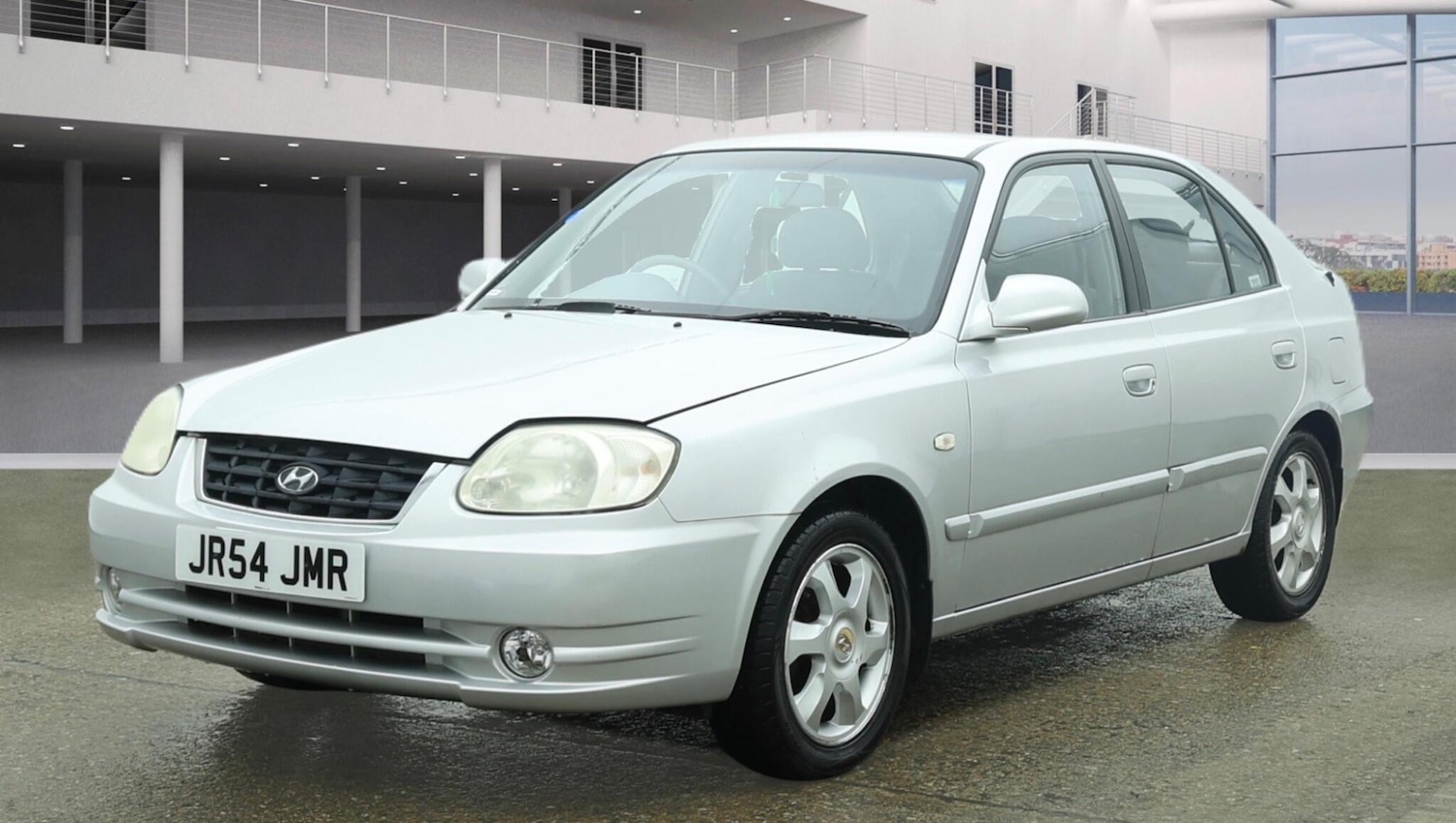 Used Hyundai Accent 2005 for sale - 77705339: Photo 2