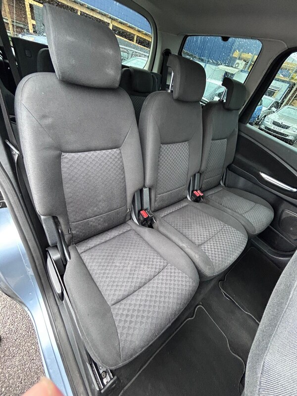 Used Ford Galaxy 2007 for sale - 76136154: Photo 21