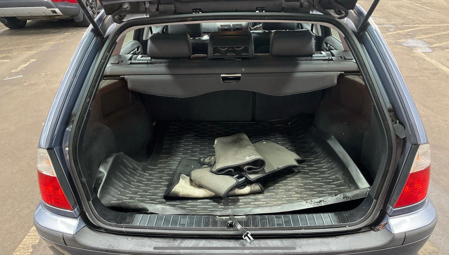 Used BMW 3 Series 2005 for sale - 76433013: Photo 5