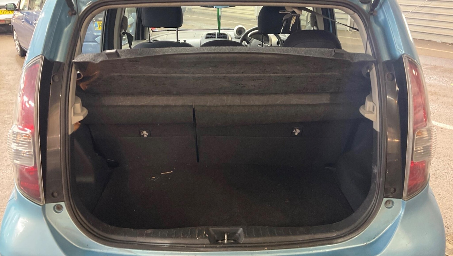 Used Daihatsu Sirion for sale - 77704687: Photo 6