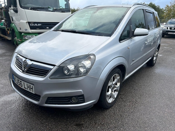 Used Vauxhall Zafira 2006 for sale - 74654192: Photo 1