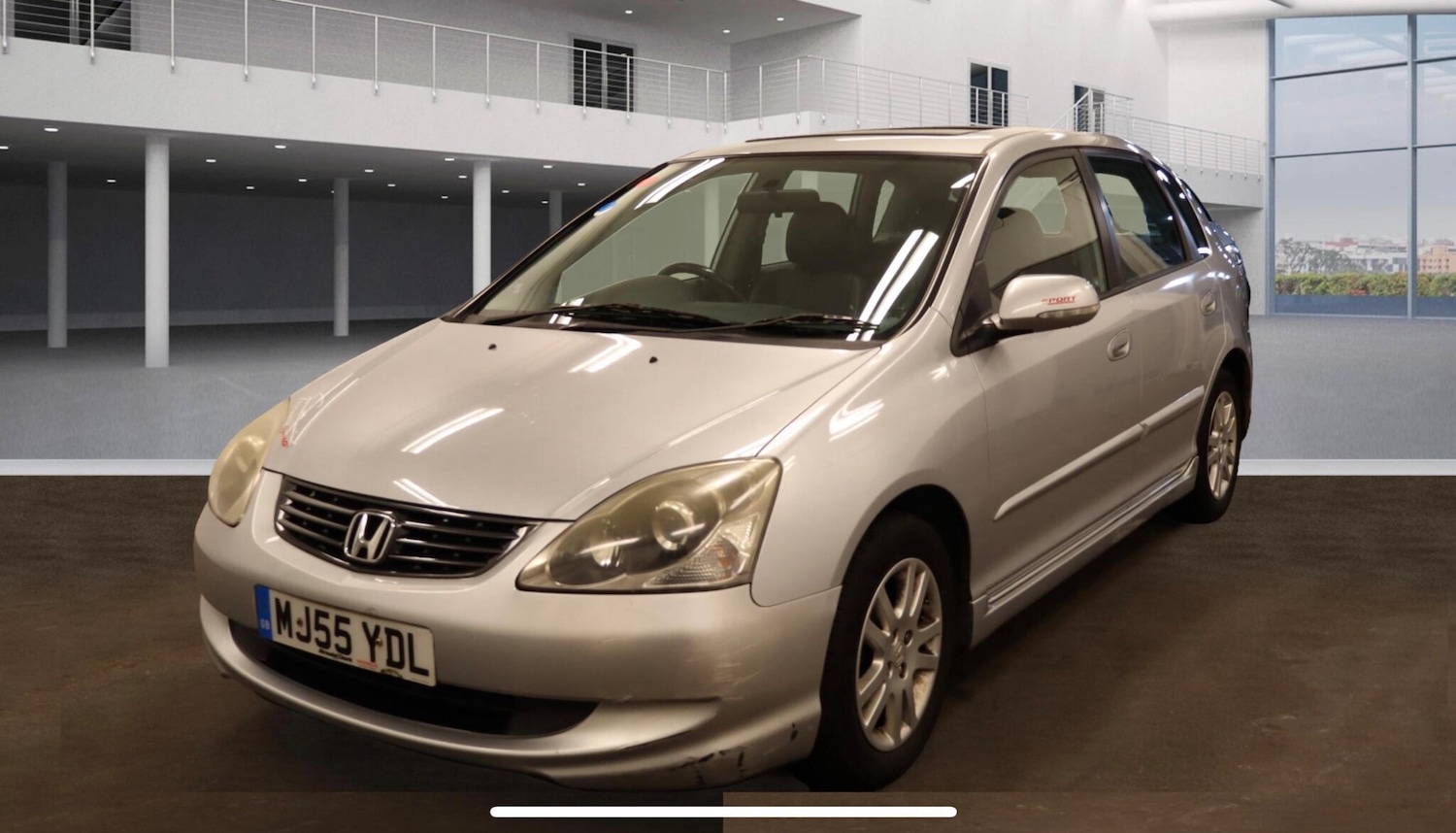 Used Honda Civic 2005 for sale - 76317974: Photo 2