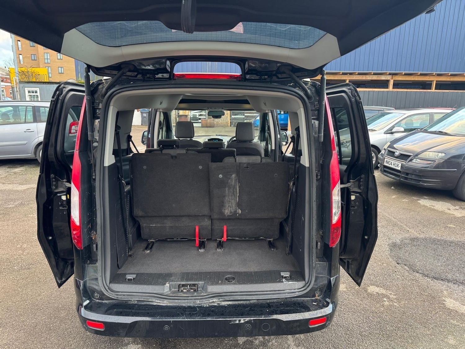 Used Ford Grand Tourneo Connect for sale - 77625441: Photo 26