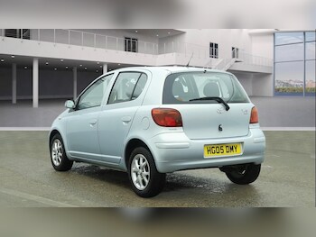 Used Toyota Yaris 2005 for sale - 77769446: Photo