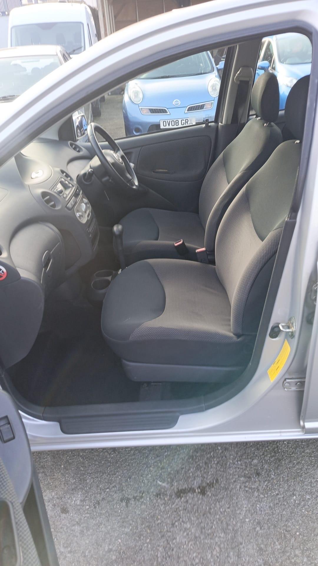 Used Toyota Yaris 2003 for sale - 77769588: Photo 12