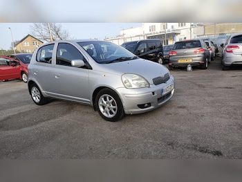 Used Toyota Yaris 2003 for sale - 77769588: Photo