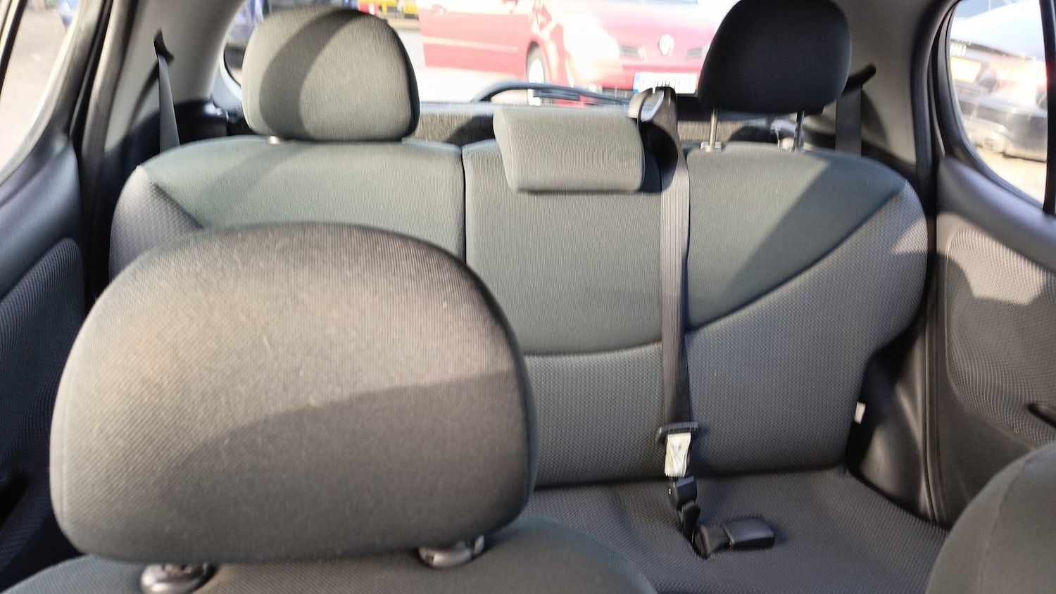 Used Toyota Yaris 2003 for sale - 77769588: Photo 9