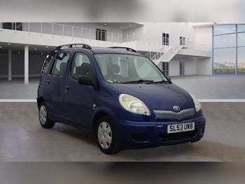 Used Toyota Yaris Verso 2003 for sale - 77783555: Photo