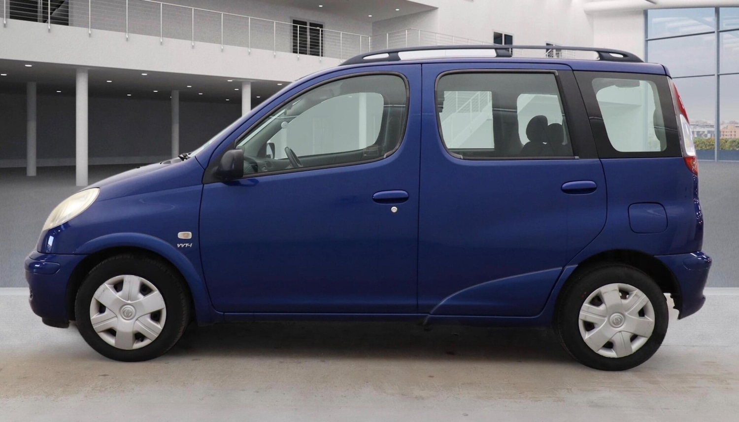 Used Toyota Yaris Verso 2003 for sale - 77783555: Photo 6