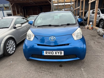 Used Toyota IQ 2010 for sale - 75531148: Photo