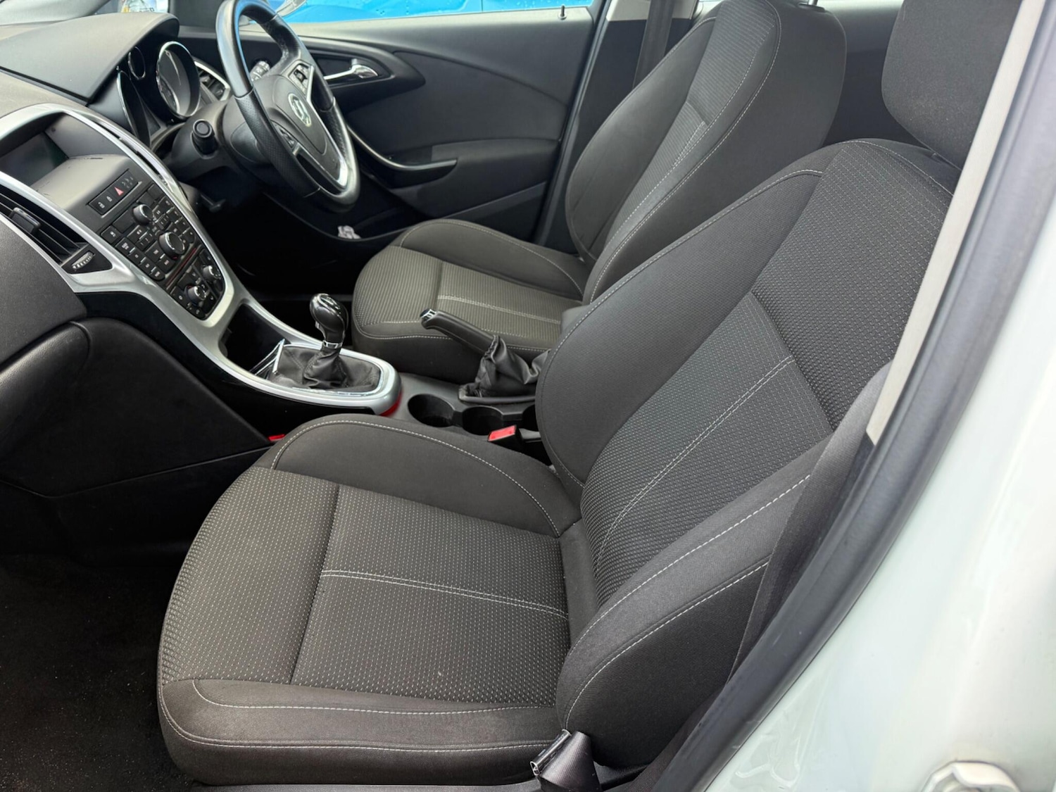 Used Vauxhall Astra 2014 for sale - 76432035: Photo 5