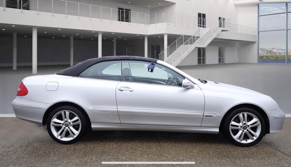 Used Mercedes-Benz CLK 2009 for sale - 76284381: Photo 7
