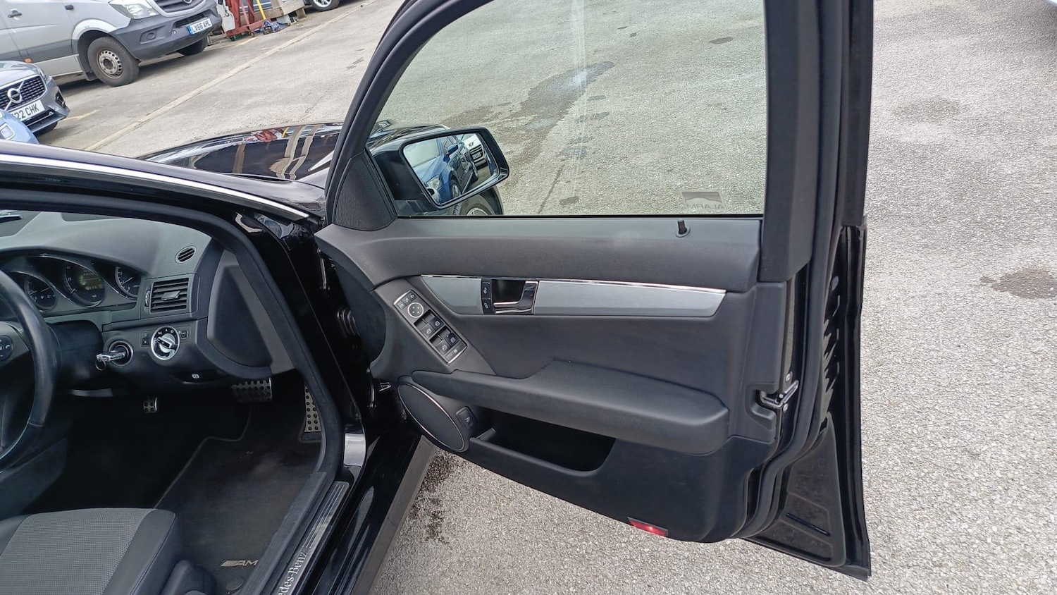 Used Mercedes-Benz C Class for sale - 77898260: Photo 7