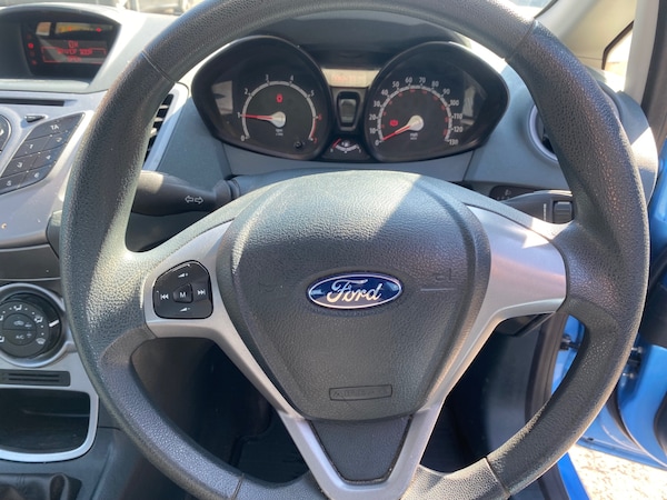 Used Ford Fiesta 2011 for sale - 74322192: Photo 6