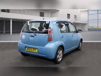 Used Daihatsu Sirion 2005 for sale - 79570217: Photo