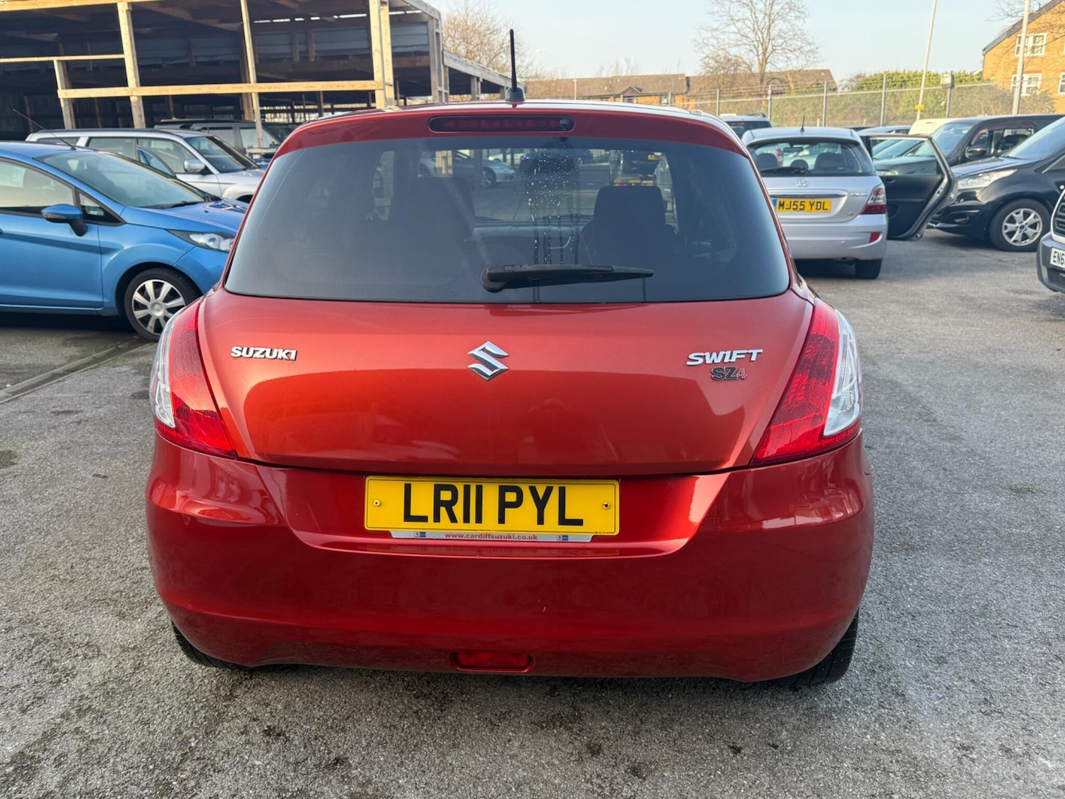 Used Suzuki Swift for sale - 77671342: Photo 5