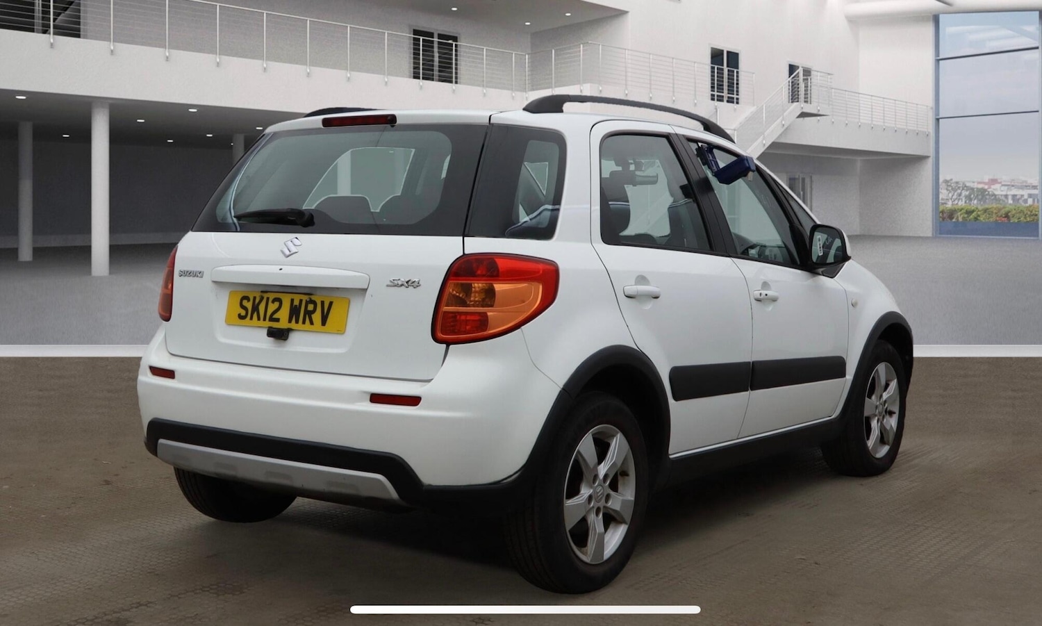 Used Suzuki SX4 2012 for sale - 76137863: Photo 4