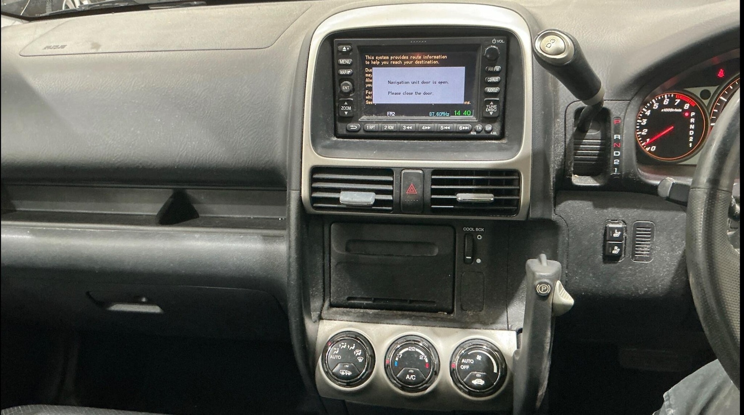 Used Honda CR-V 2005 for sale - 78058800: Photo 8