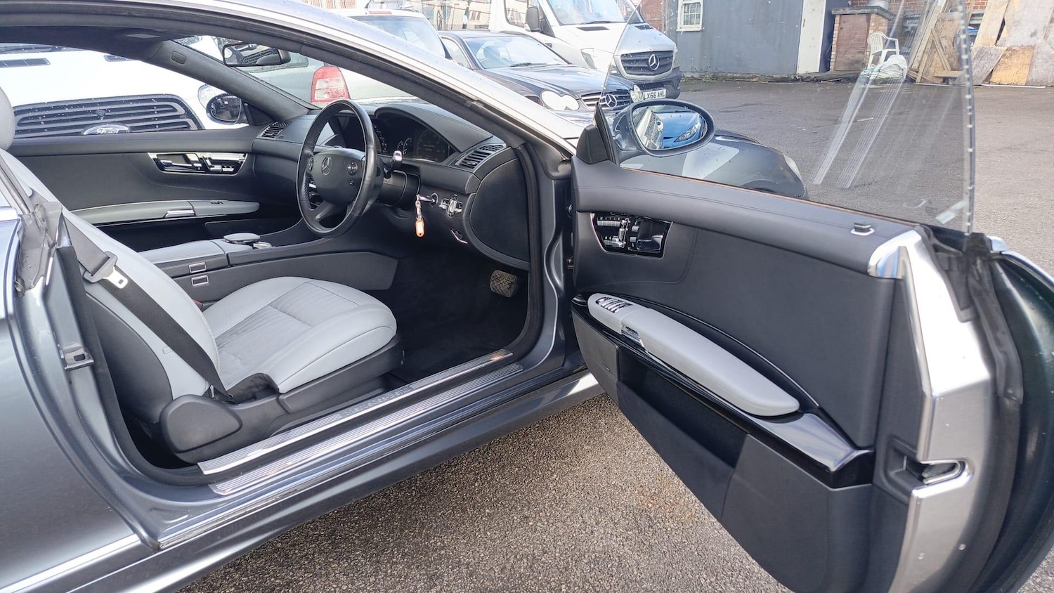 Used Mercedes-Benz CL 2007 for sale - 77625251: Photo 7