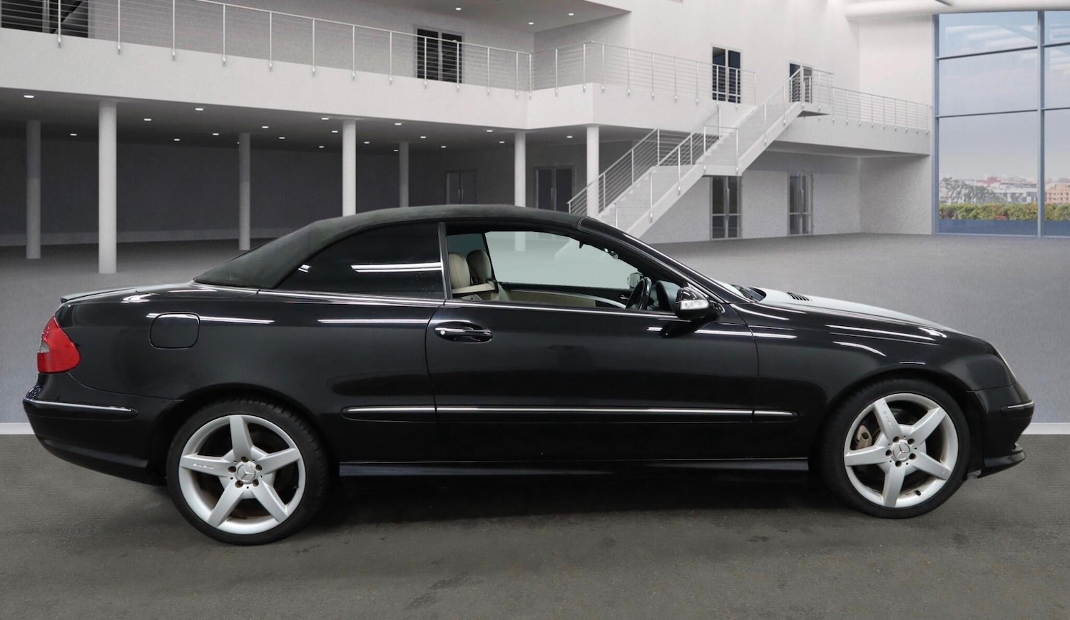 Used Mercedes-Benz CLK for sale - 77704599: Photo 5