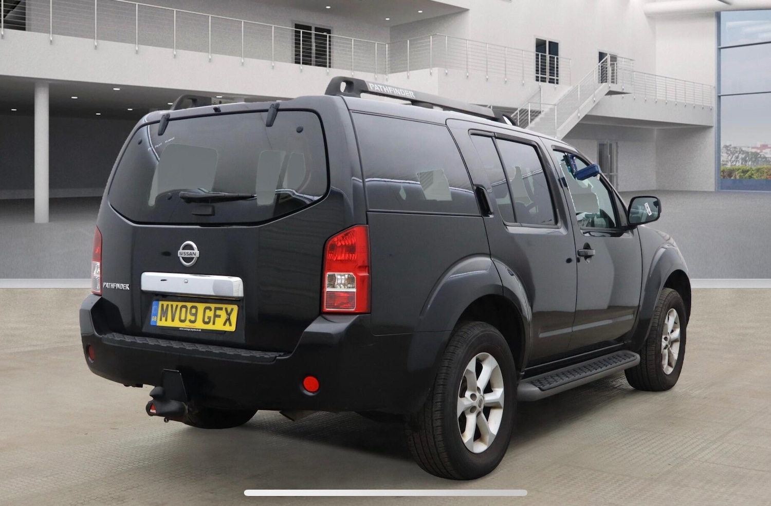 Used Nissan Pathfinder 2009 for sale - 76360342: Photo 4