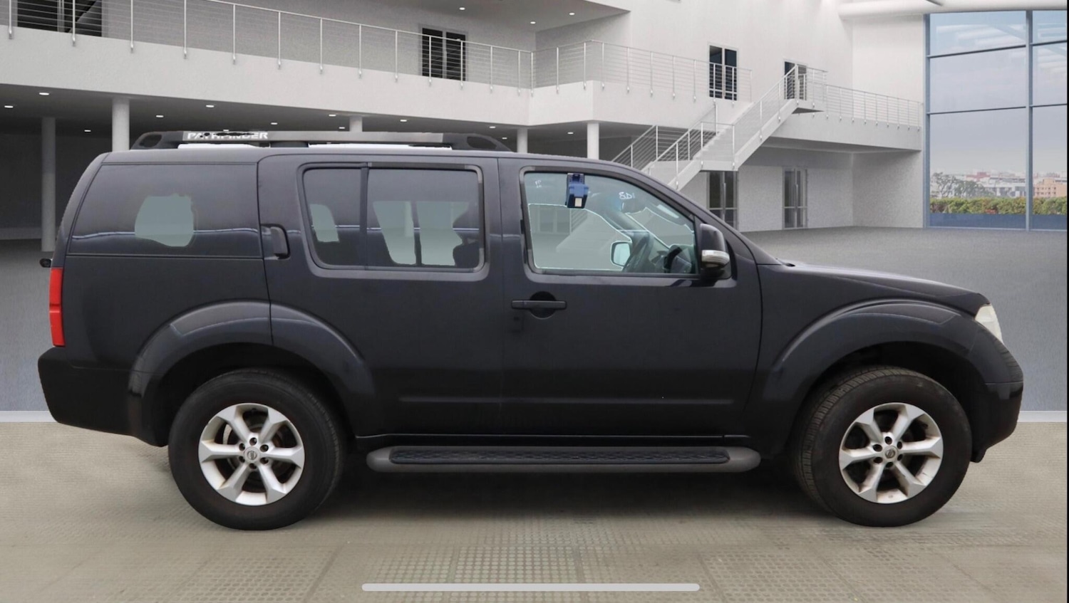 Used Nissan Pathfinder 2009 for sale - 76360342: Photo 5