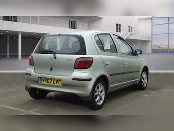 Used Toyota Yaris 2002 for sale - 77784759: Photo