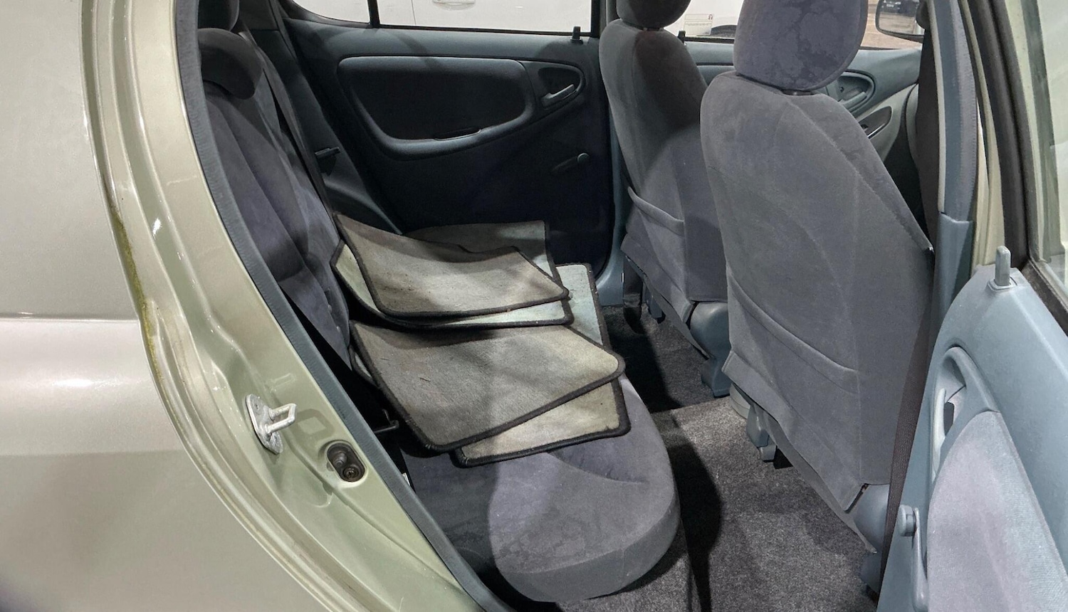 Used Toyota Yaris for sale - 77784759: Photo 6