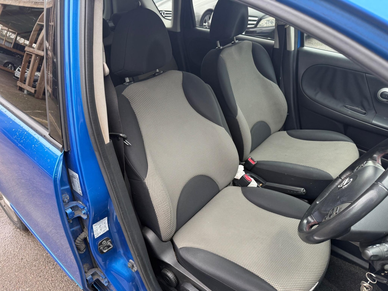 Used Nissan Note 2011 for sale - 77082071: Photo 6