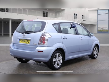 Used Toyota Corolla Verso 2006 for sale - 79570200: Photo