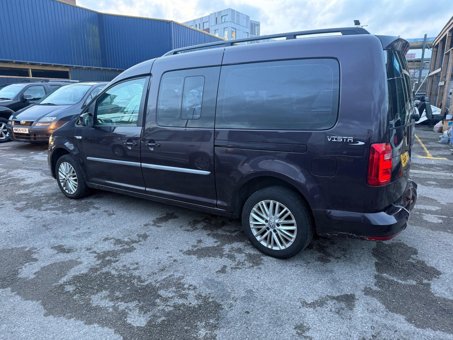 Used Volkswagen Caddy Maxi Life 2017 for sale - 76549643: Photo 4