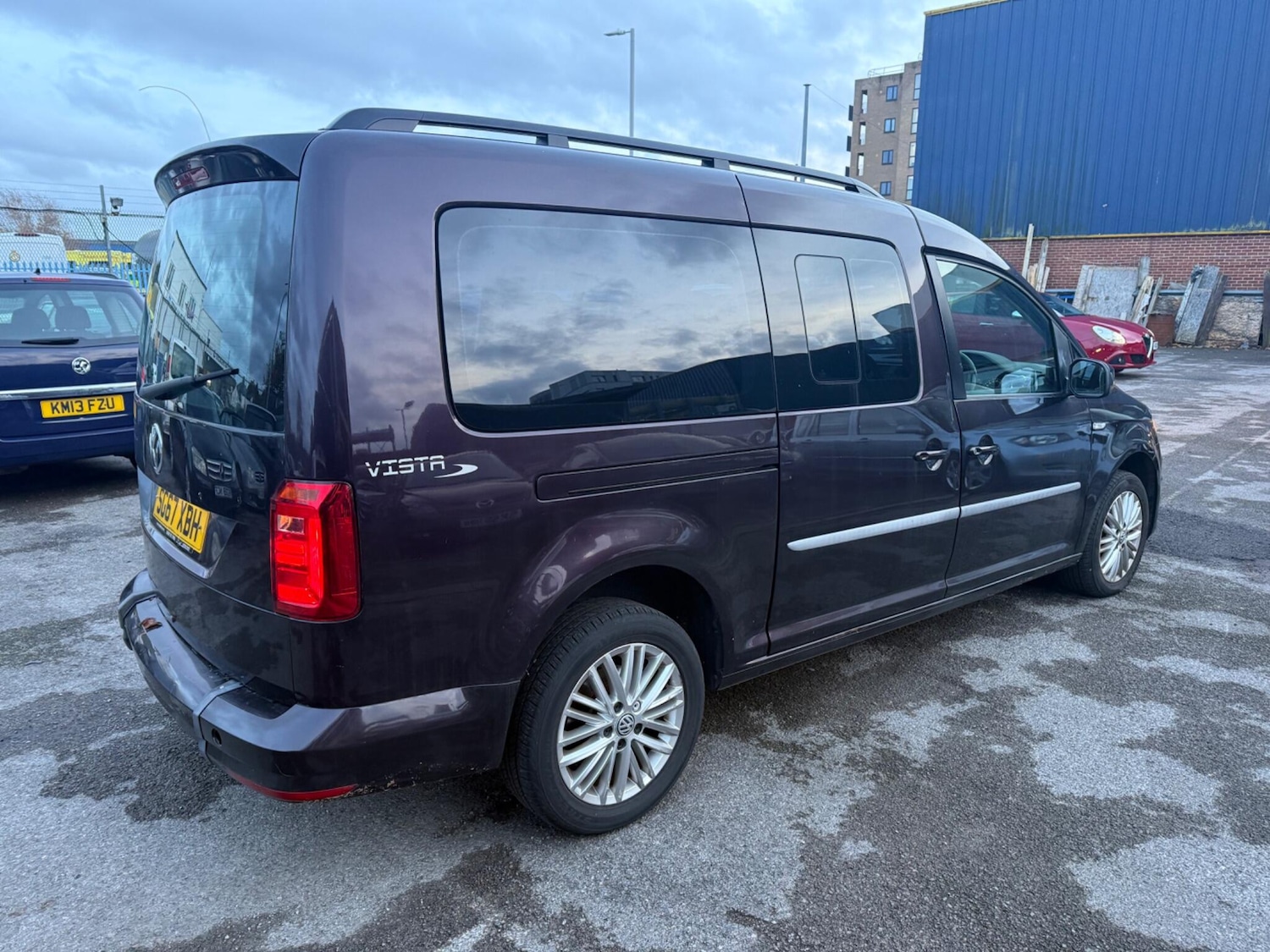 Used Volkswagen Caddy Maxi Life 2017 for sale - 76549643: Photo 6