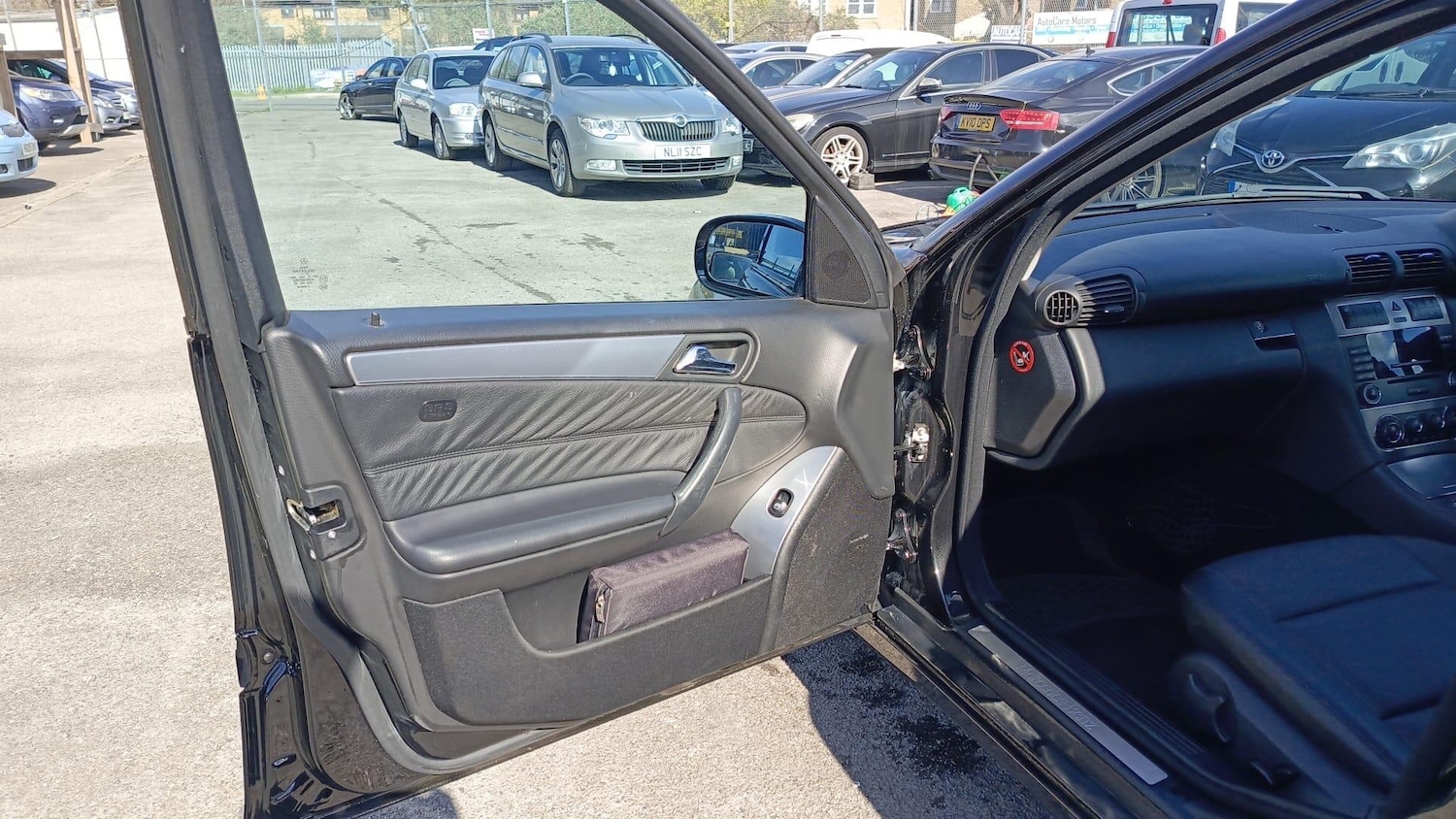 Used Mercedes-Benz C Class for sale - 77898234: Photo 7